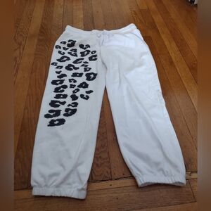 white capri sweatpants with black cheetah print from mandee size medium